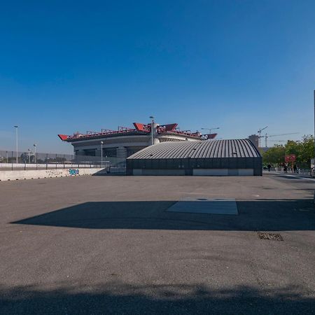 Апартаменти Milano San Siro Sky View Екстер'єр фото